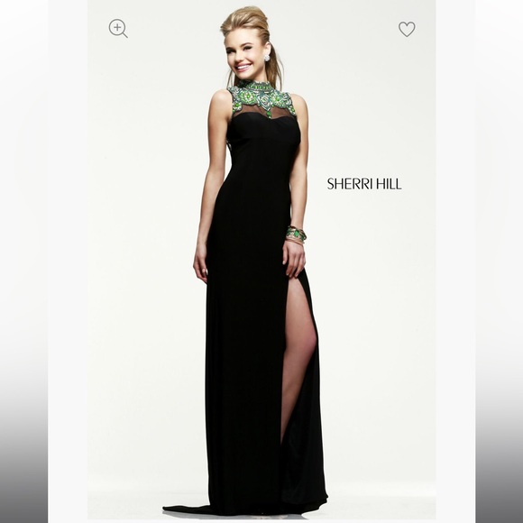 PURPLE SHERI HILL PROM DRESS - Picture 16 of 16